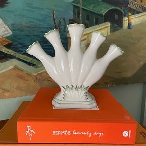 Five finger vintage tulipiere vase